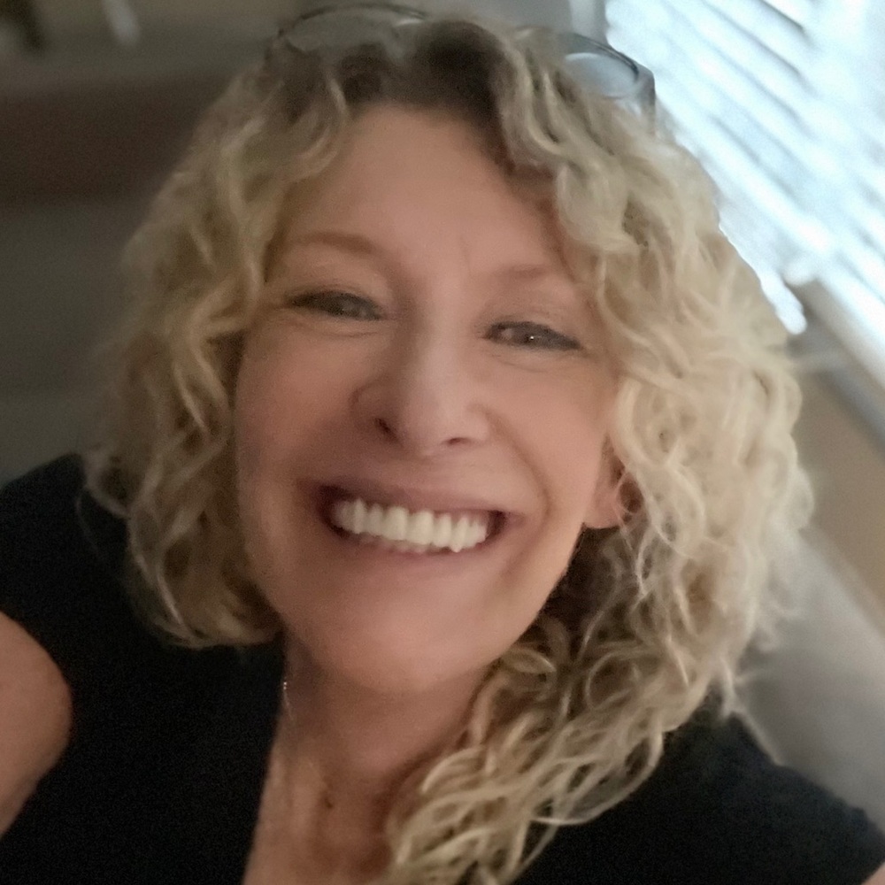 Meet your Posher, Stacy